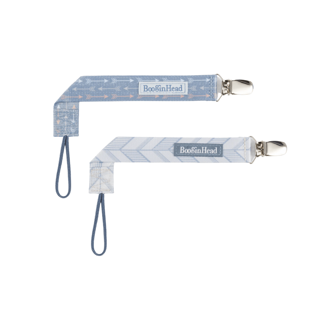 Infantino Sujetachupetes PaciGrip 2-Pack – Flechas Azules - ColorPlay